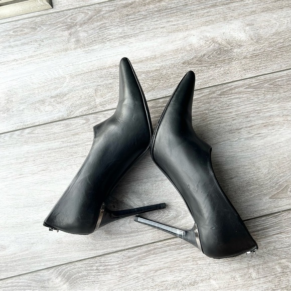 Burberry Black Buttery All Leather Heeled Booties Made in Italy - Picture 7 of 16